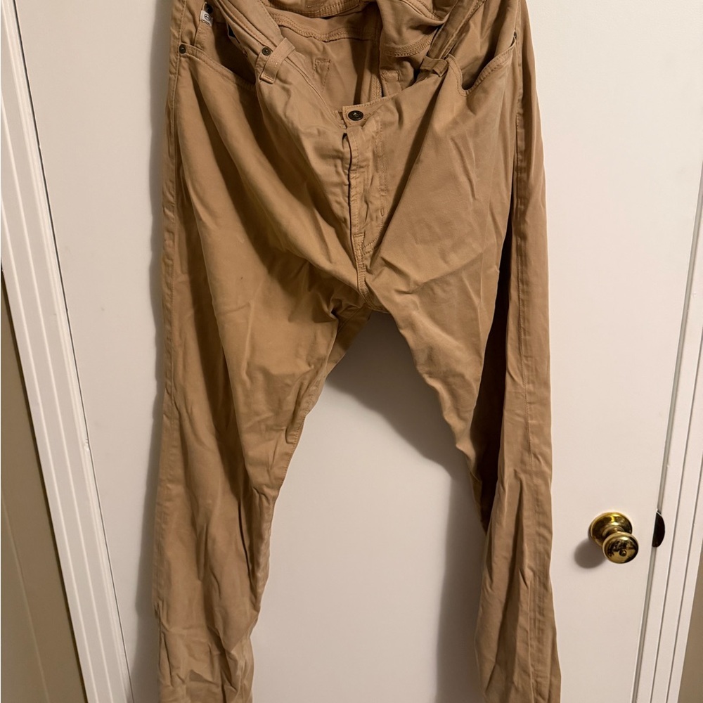 AG Adriano Goldschmied Men's Khaki Chinos Everett fit